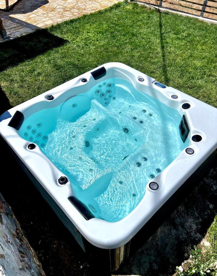 Ampelos Cretan Villa - Private Pool&Outdoor Jacuzzi Yerolákkos Buitenkant foto