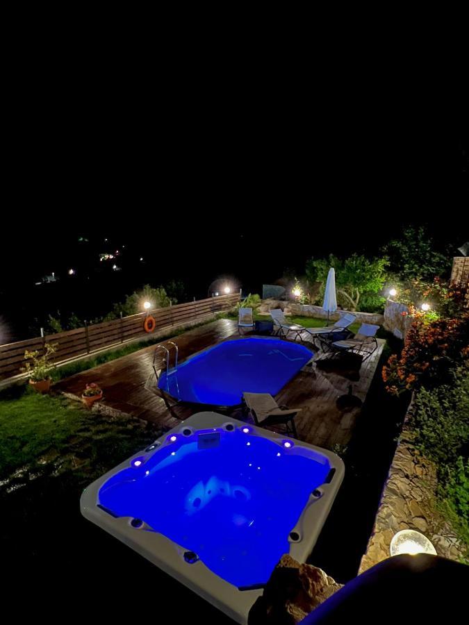 Ampelos Cretan Villa - Private Pool&Outdoor Jacuzzi Yerolákkos Buitenkant foto